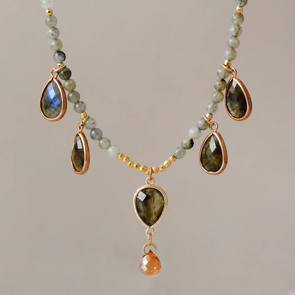 Natursteine Labradorit Tropfen Anhänger Halskette Frauen Exquisite Edelsteine Charme Perlen Halsband Halskette