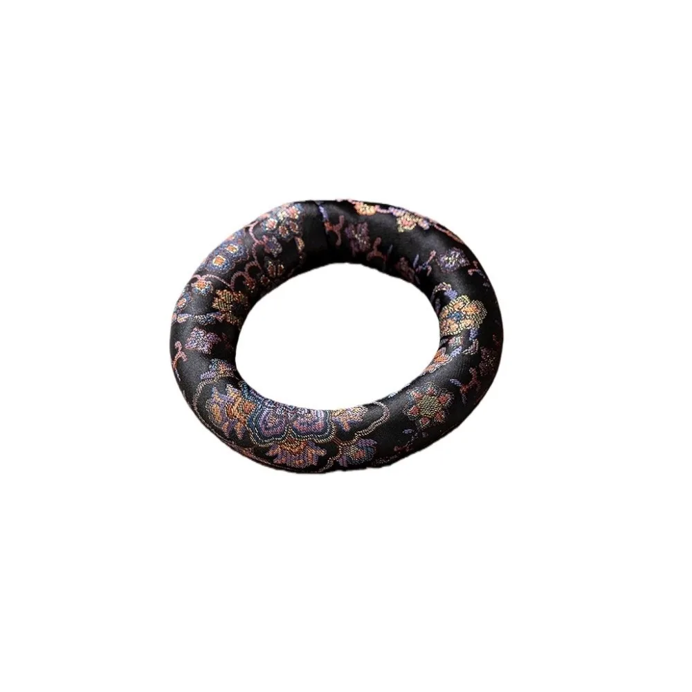 Spirituelles Zubehör Nepalesische Klangschalen-Matte Runde Stoffmatte in Donut-Form Traditionelle Rutschfeste